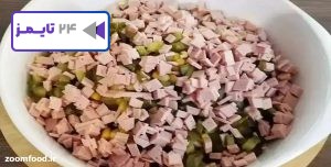 طرز تهیه سالاد الویه با کالباس