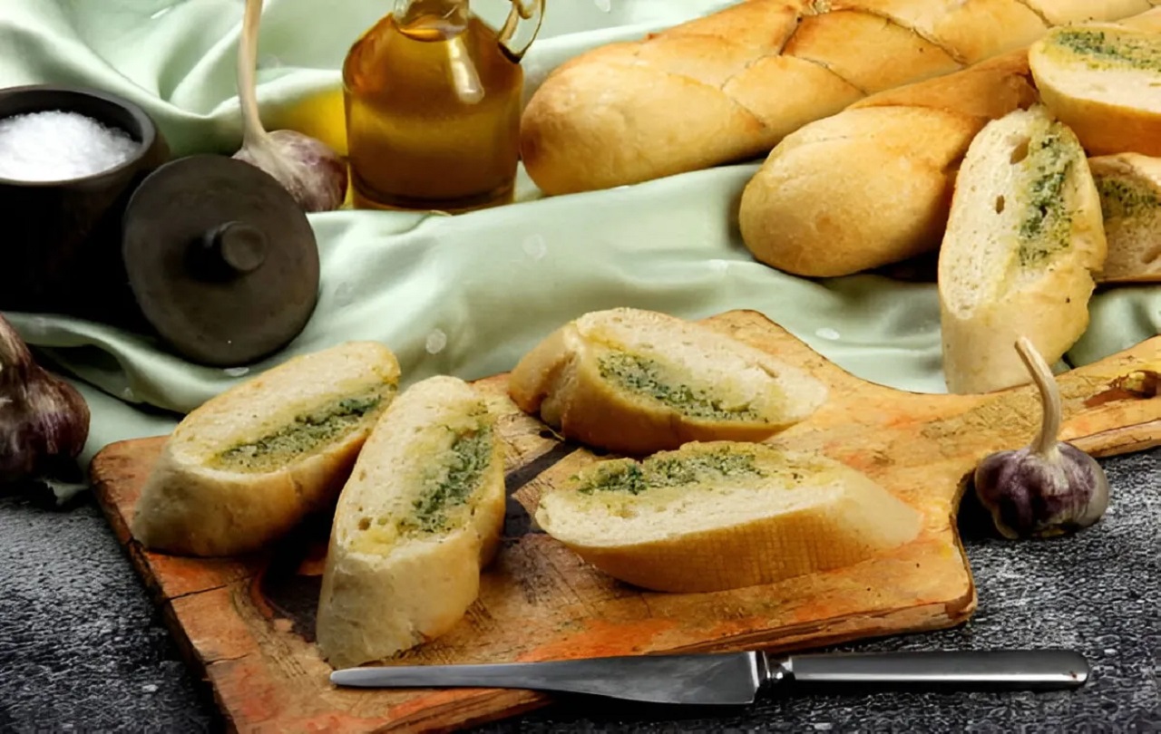 طرز تهیه نان سیر رستورانی