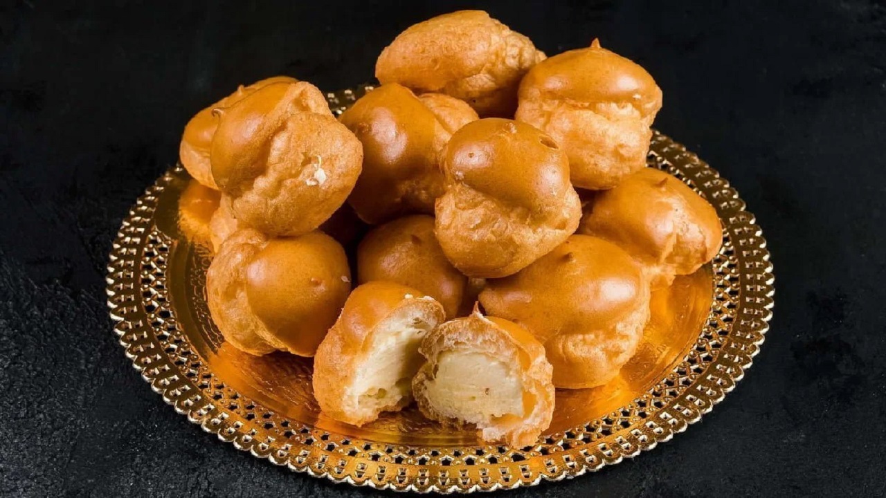 طرز تهیه نون خامه ای

