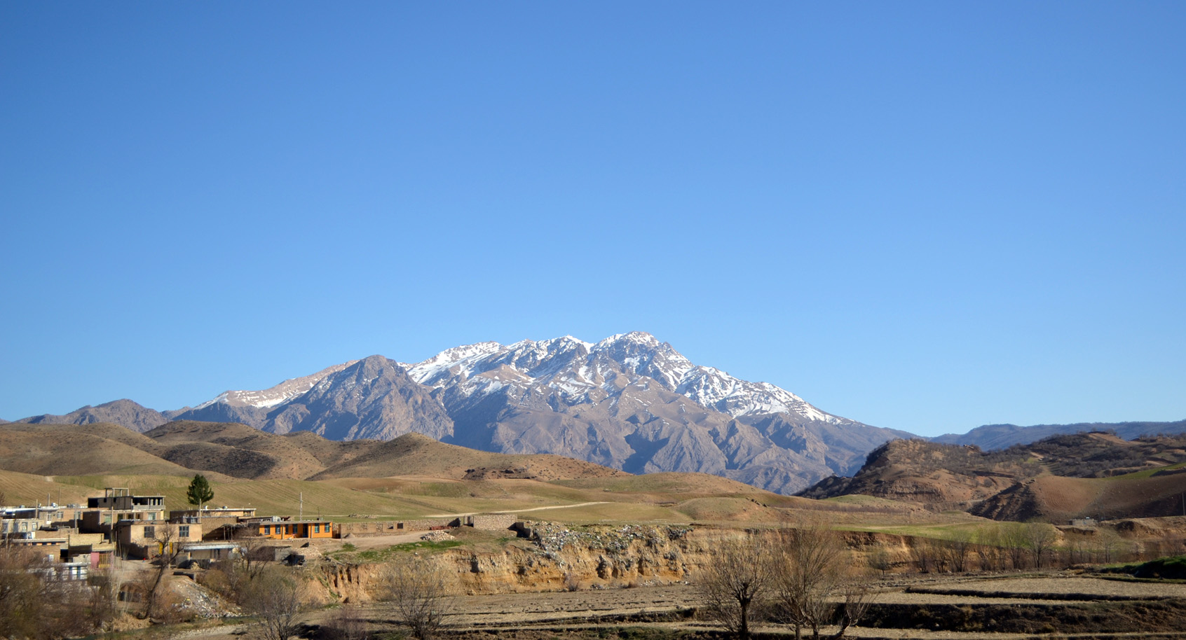 عکس از کوه دنا