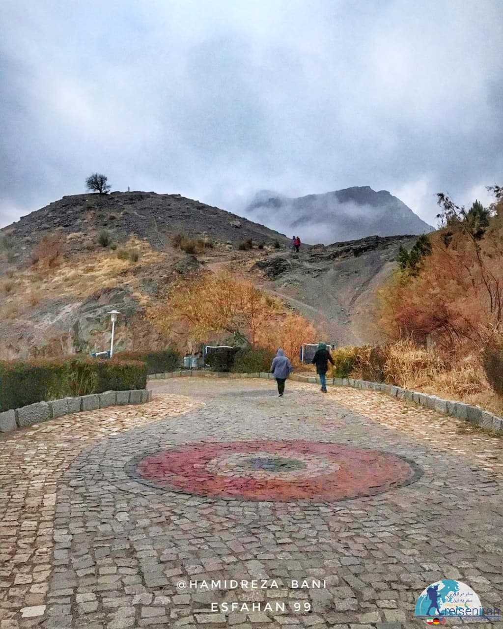 عکس از کوه صفه