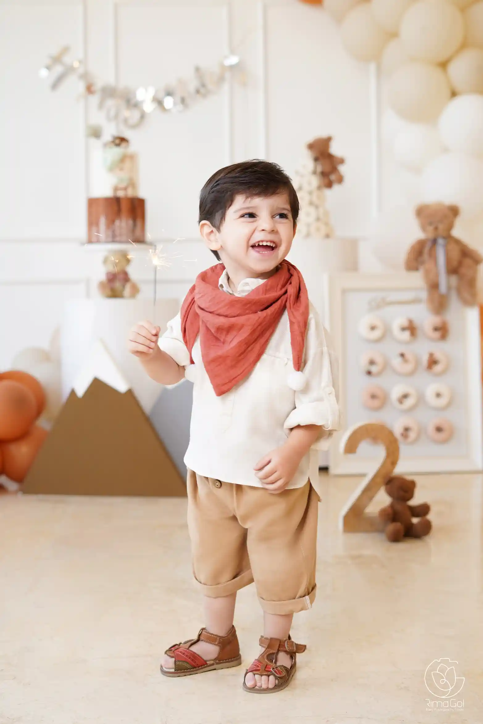 آتلیه ژست عکس کودک پسر