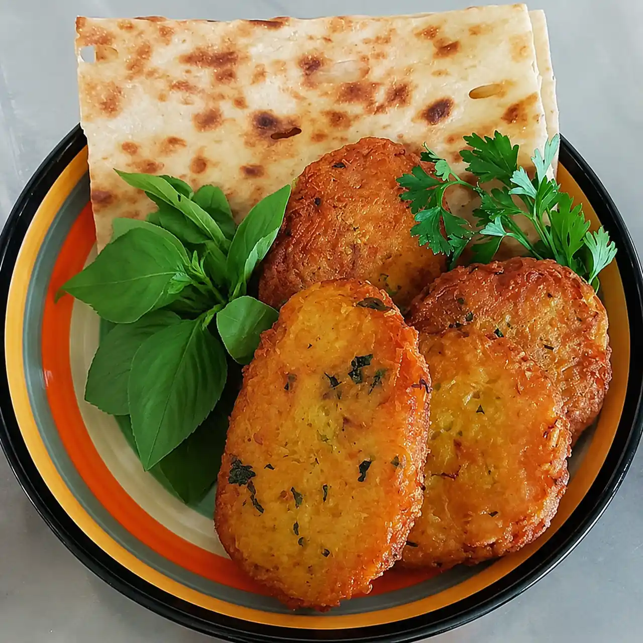 طرز تهیه کوکو سیب زمینی خام؛ ساده، ترد و خوشمزه