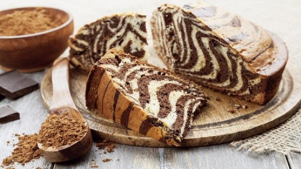 طرز تهیه کیک زبرا با شیر و ماست | کیک دو رنگ خوشمزه
