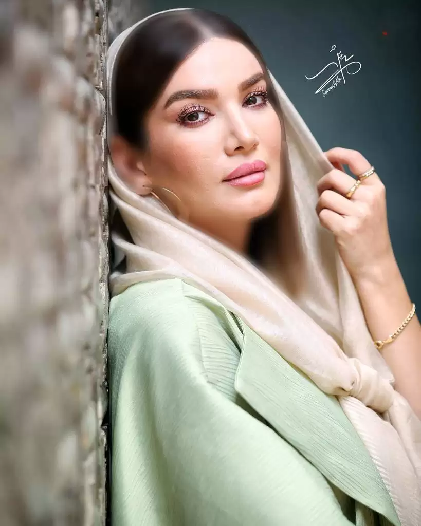عکس بازیگران لیسانسه ها 2