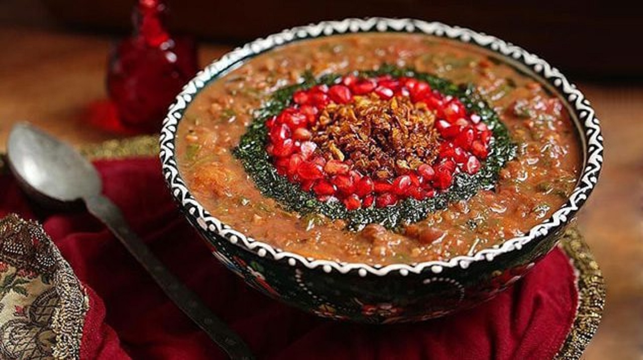 طرز تهیه آش گوجه
