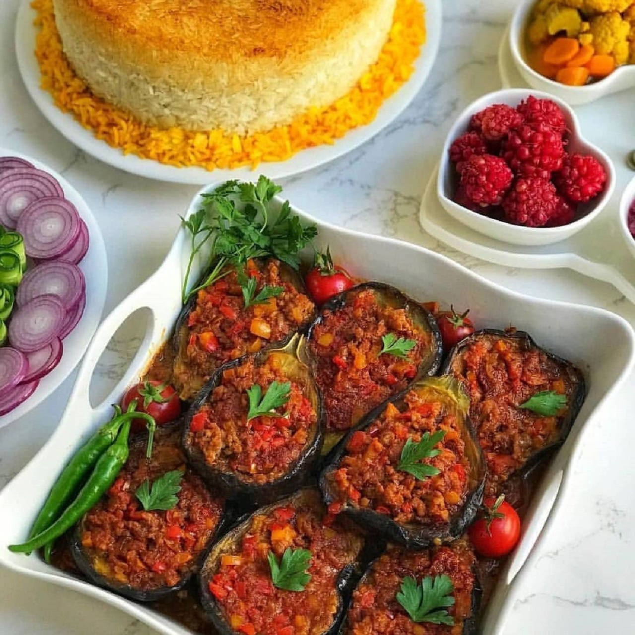 طرز تهیه بادمجان شکم پر