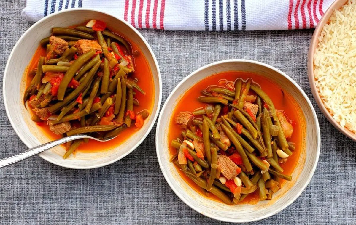 طرز تهیه خورش لوبیا سبز
