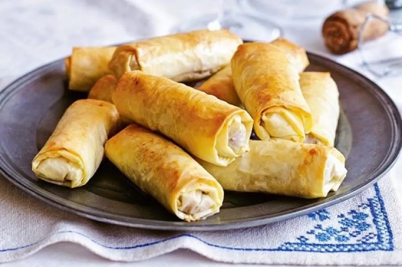 طرز تهیه سمبوسه پیتزایی