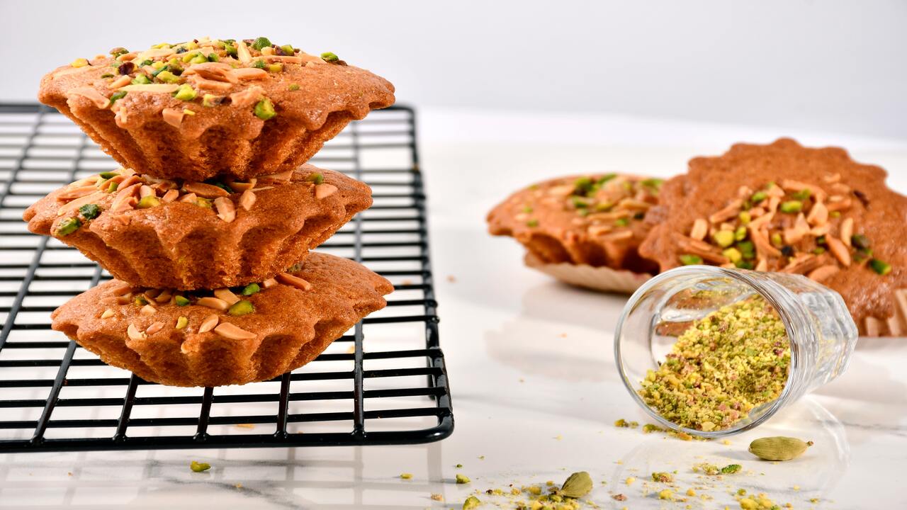 طرز تهیه کیک یزدی