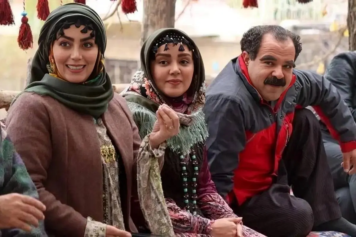 عکس بازیگران نون خ ۴