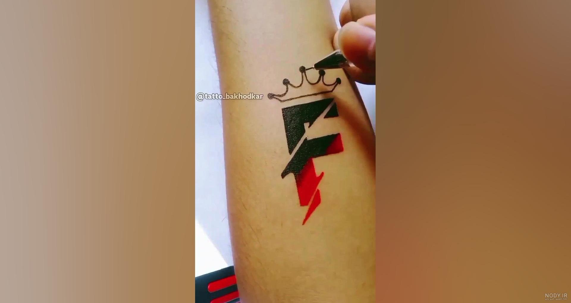 عکس تاتو با خودکار