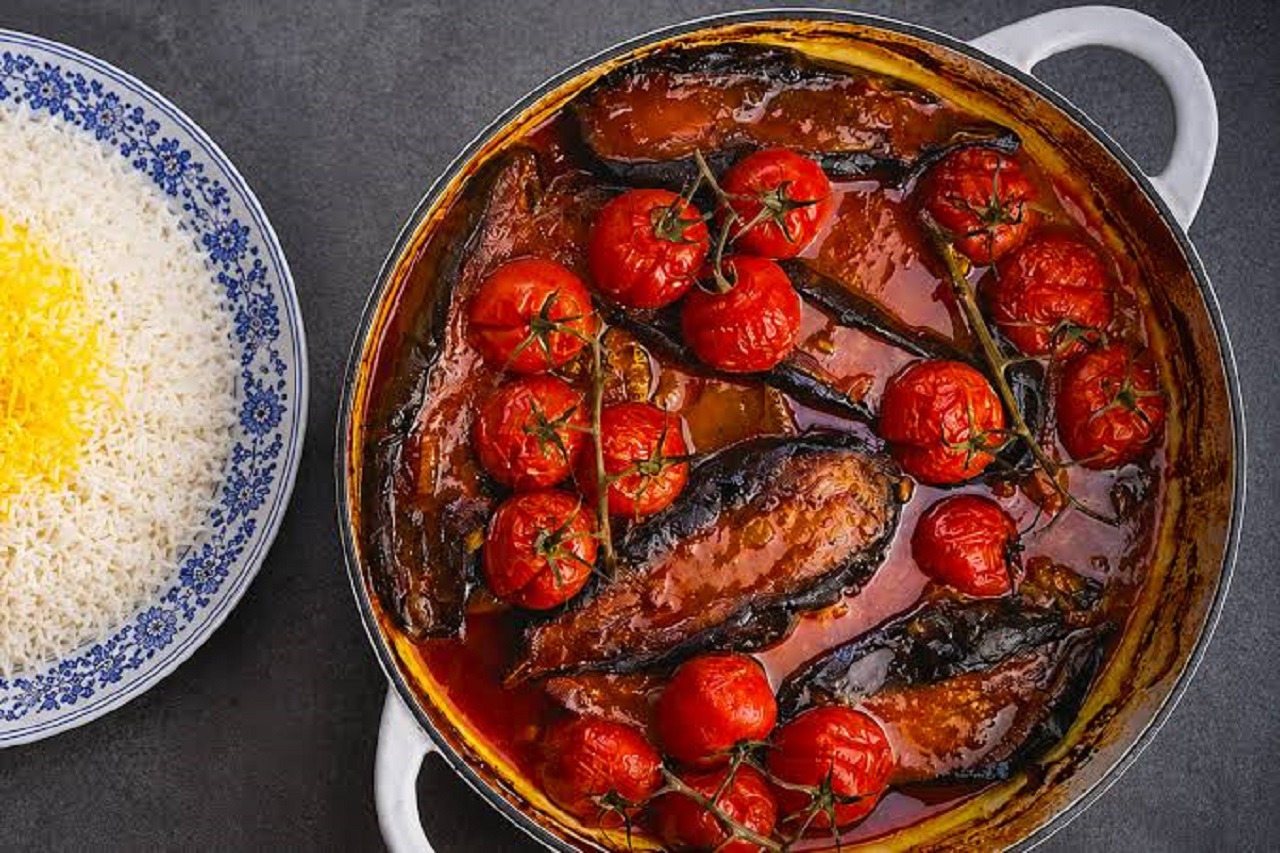 طرز تهیه خورشت بادمجان ساده و خوشمزه