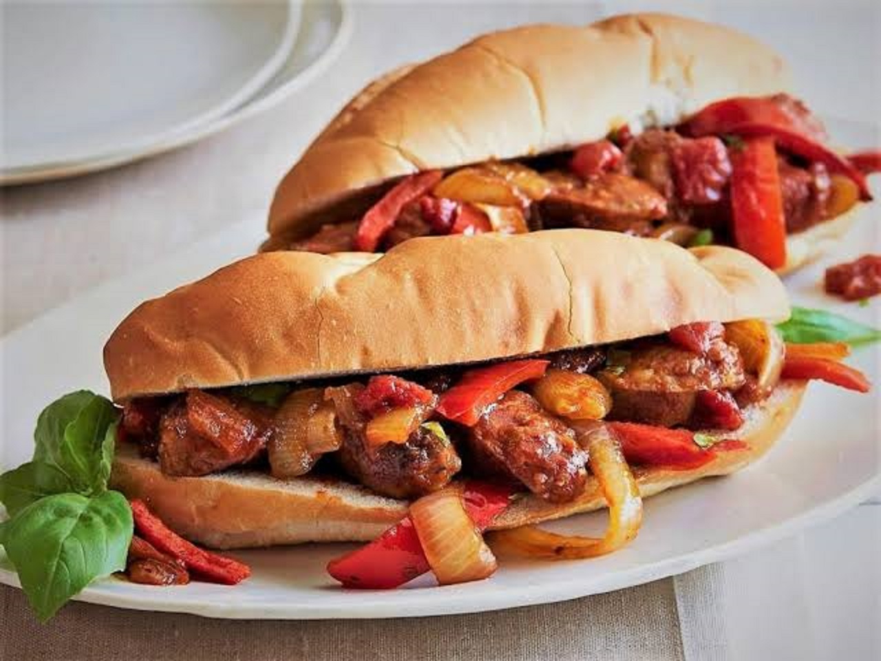 طرز تهیه ساندویچ سوسیس