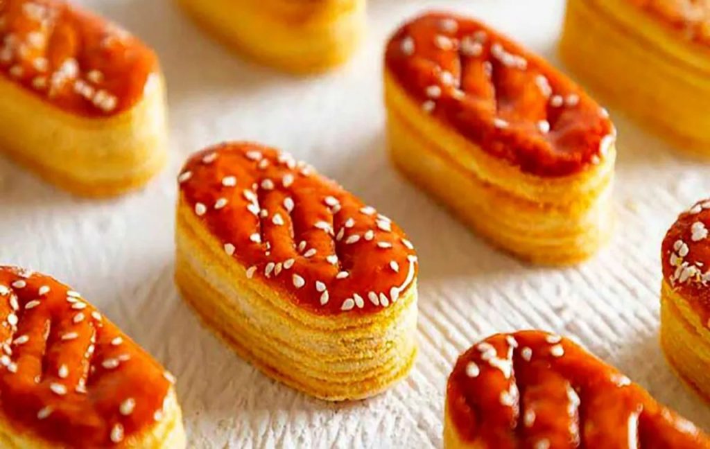 طرز تهیه شیرینی زبان خانگی ترد و خوشمزه | به سبک قنادی