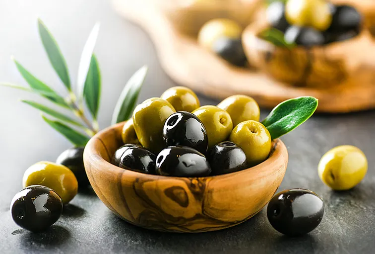 طرز تهیه زیتون شور