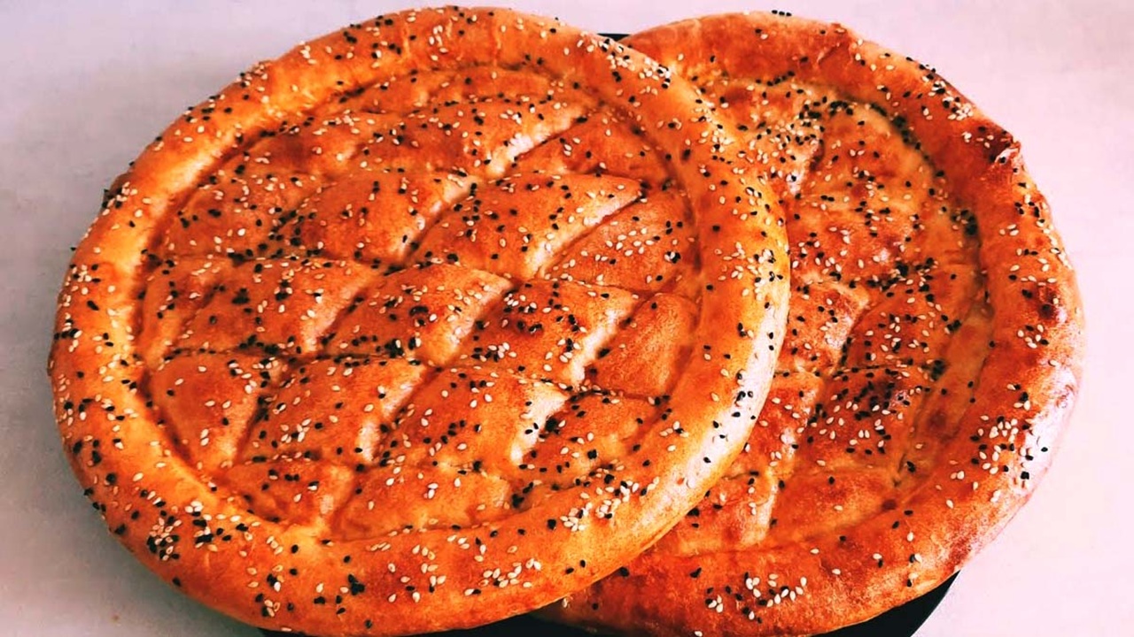 طرز تهیه نان روغنی تابه ای