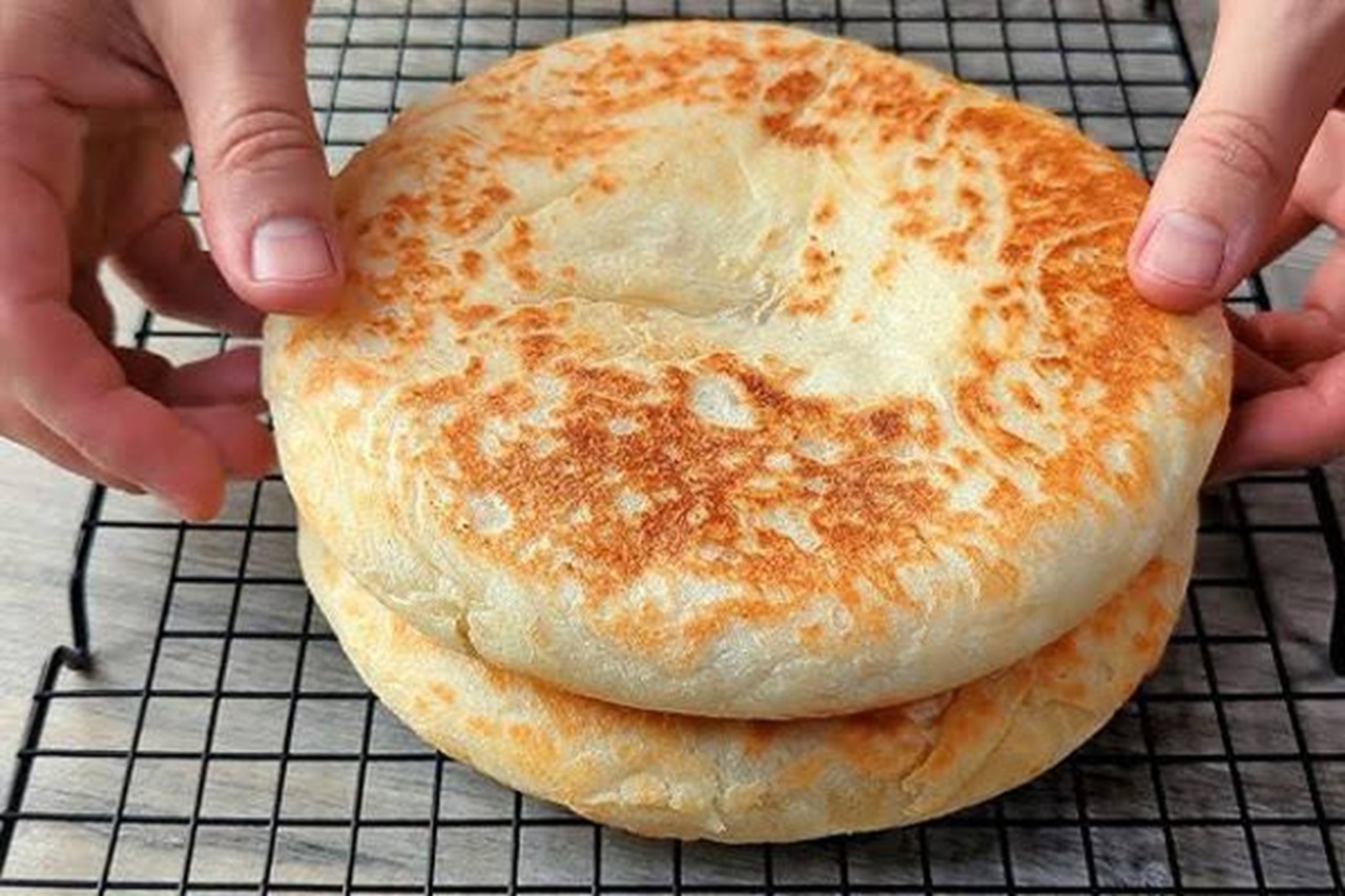 طرز تهیه نان روغنی تابه ای