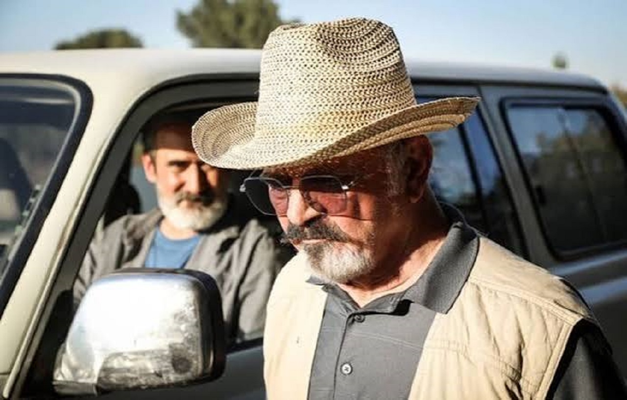 مهدی فخیم زاده در نقش اصغر
