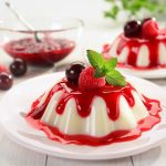 طرز تهیه دسر پاناکوتا با بیسکویت پتی بور